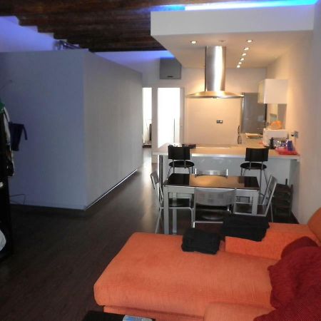 Bacrou Apartment, Design Loft Near The Sea Barcelona Ngoại thất bức ảnh